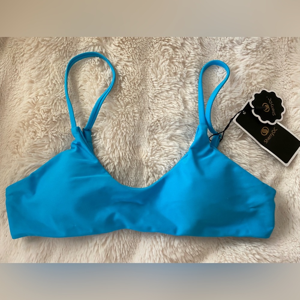 NWT Sherry DC Triangle Scoop blueBikini Top | Women’s